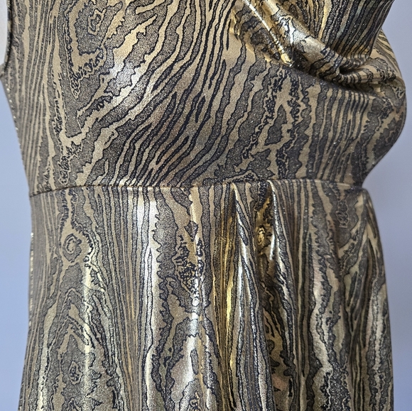 Tally Weijl Gold Sleeveless Women's Top. Size Medium - Picture 6 of 13